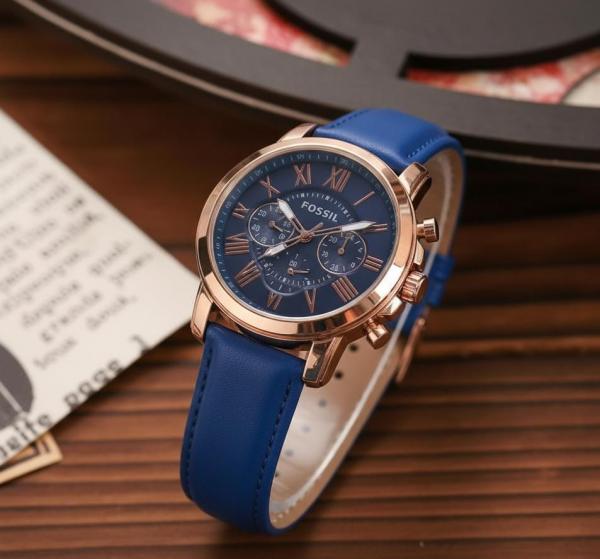 Fosil commuter leather premium watch